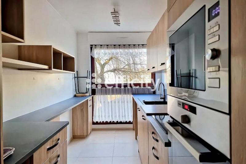 Appartement - 110 m² - 4 pièces