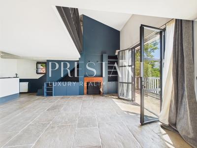 Maison - 200 m² - 9 pièces