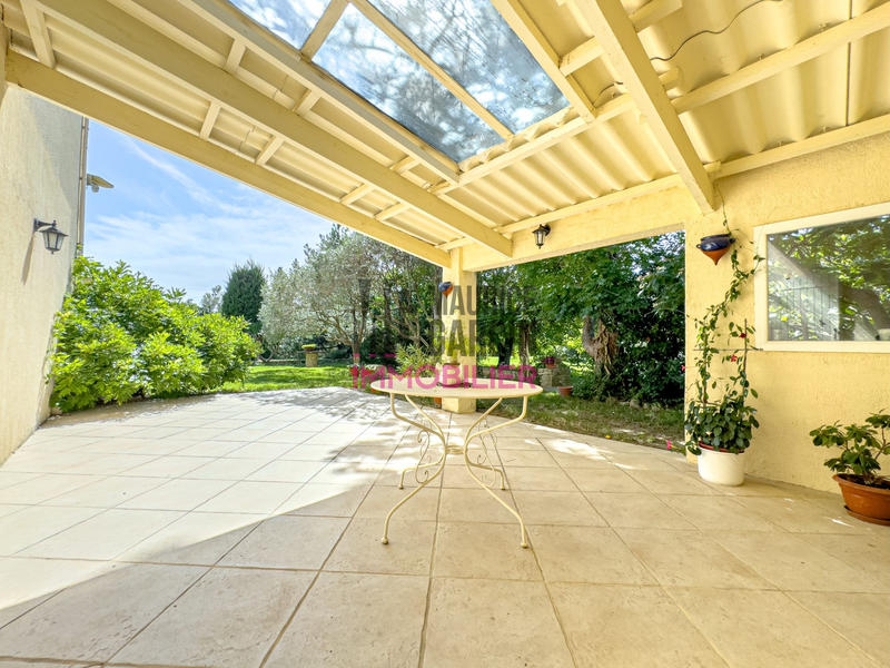 Maison - 184 m² - 5 pièces