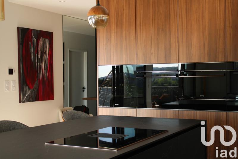 Maison - 185 m² - 7 pièces