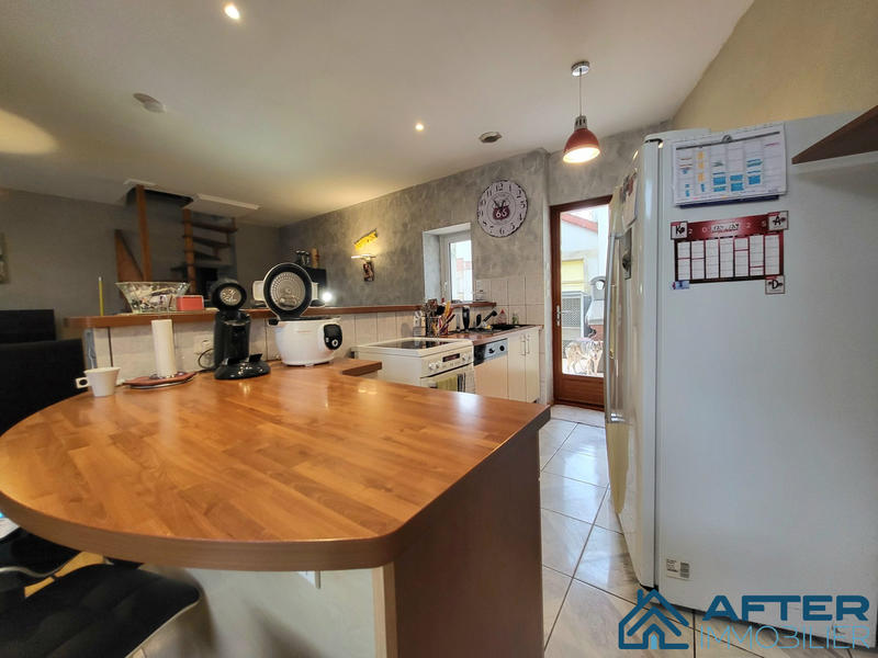 Maison - 92 m² - 5 pièces