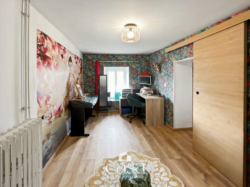 Maison - 166 m² - 6 pièces