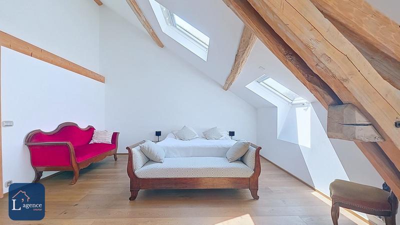 Maison - 194 m² - 7 pièces