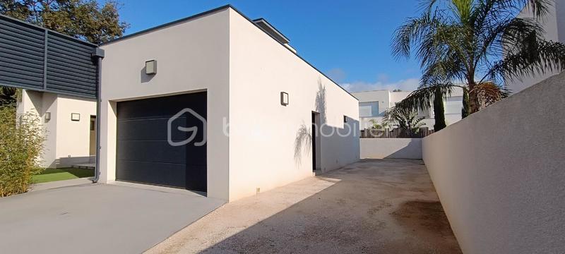 Maison - 121 m² - 5 pièces