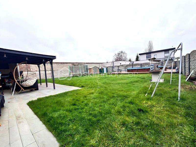 Maison de ville - 120 m² - 7 pièces