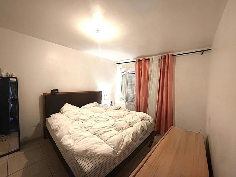 Propriété - 300 m² - 16 pièces