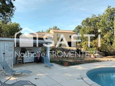 Maison - 108 m² - 5 pièces