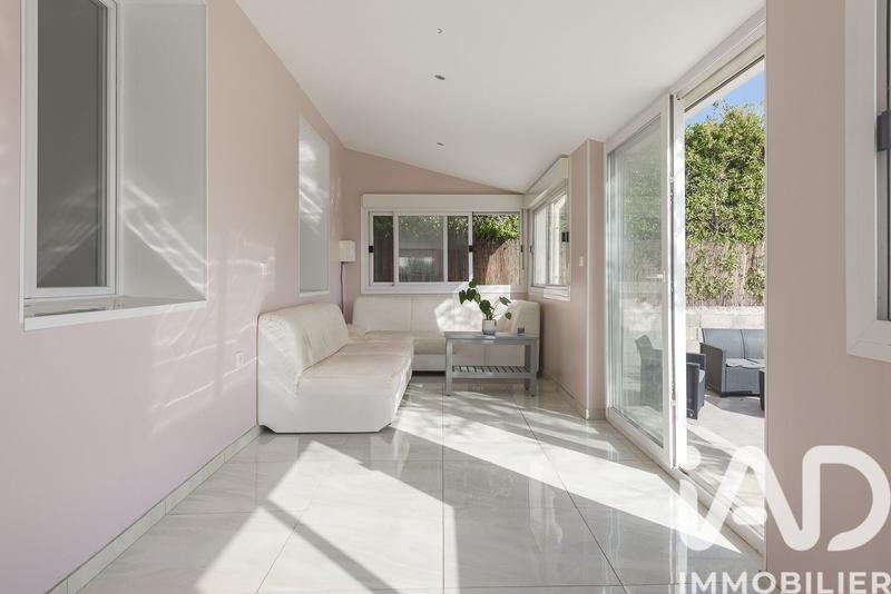 Maison - 137 m² - 5 pièces