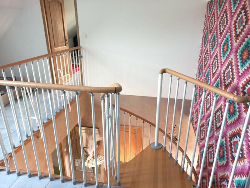 Maison - 213 m² - 10 pièces