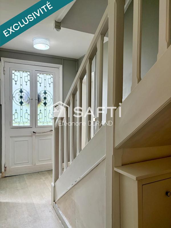 Maison - 215 m² - 8 pièces