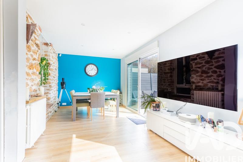 Maison - 104 m² - 6 pièces