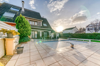 Maison - 91 m² - 4 pièces