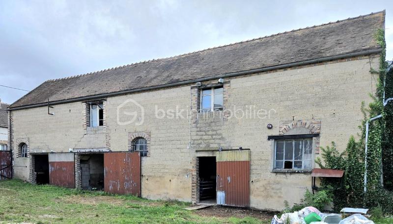 Grange - 250 m² - 1 pièce