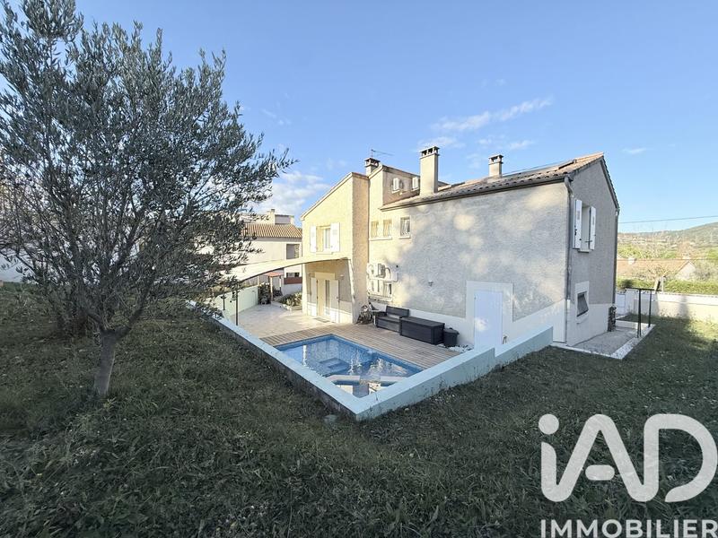 Maison - 122 m² - 5 pièces