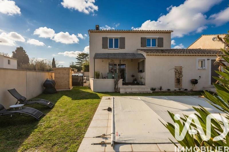 Maison - 110 m² - 6 pièces