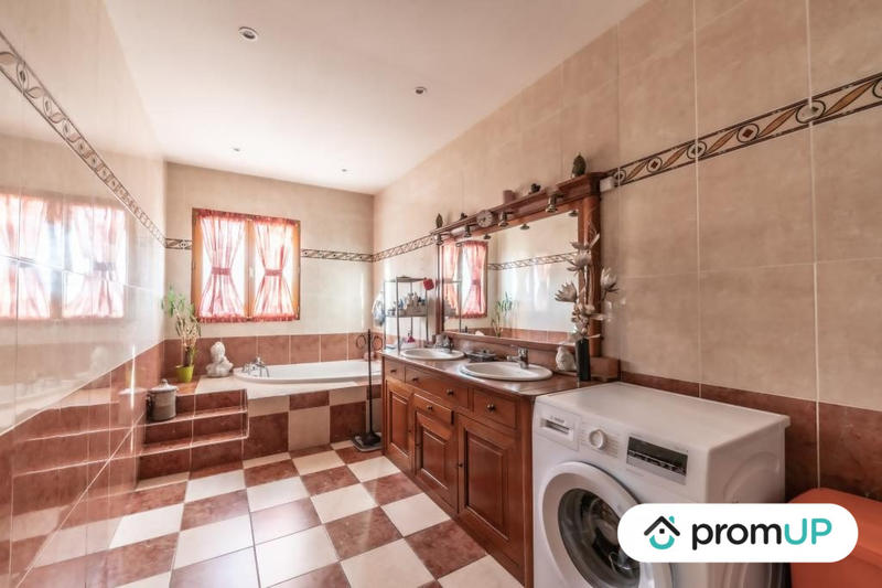 Maison ancienne - 165 m² - 6 pièces