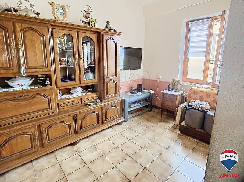 Maison - 240 m² - 5 pièces