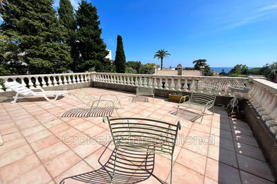 Villa - 217 m² - 7 pièces