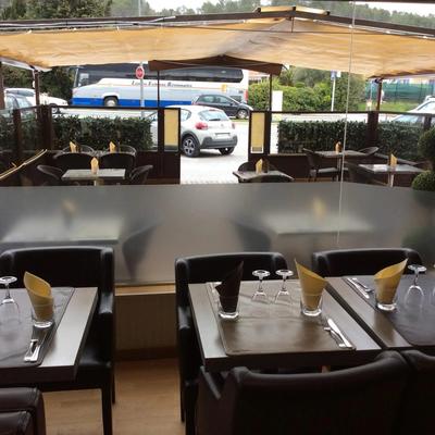 Magasins - 190 m² - 4 pièces