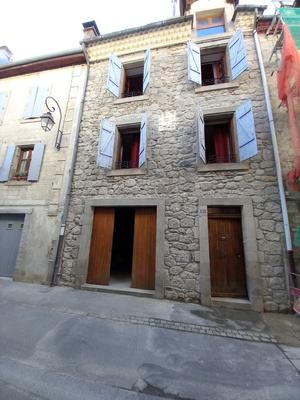 Maison - 137 m² - 4 pièces