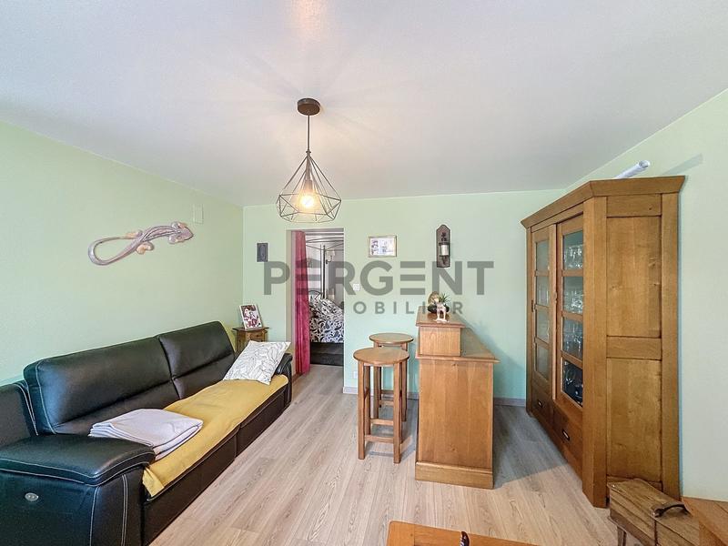 Maison - 231 m² - 9 pièces