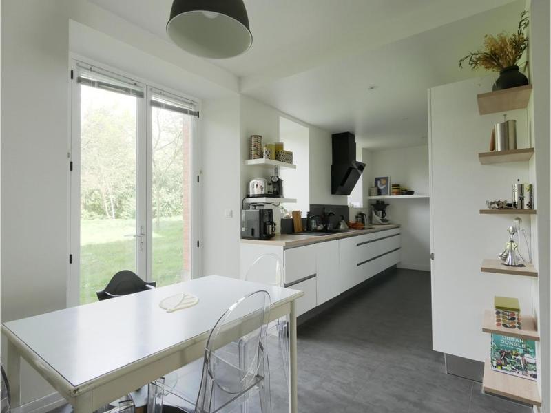 Maison - 407 m² - 17 pièces