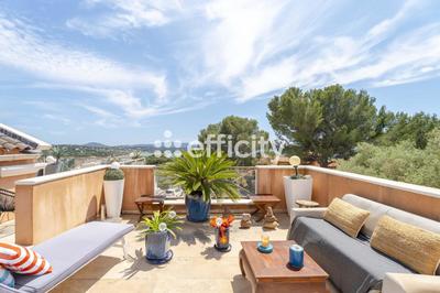 Appartement - 200 m² - 7 pièces