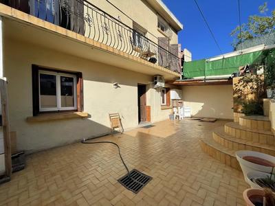 Maison - 170 m² - 10 pièces