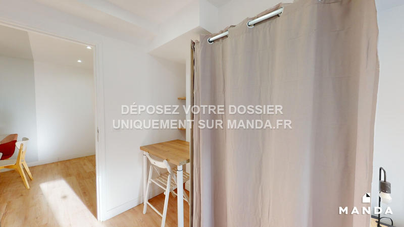 Chambre - 9 m² - 4 pièces