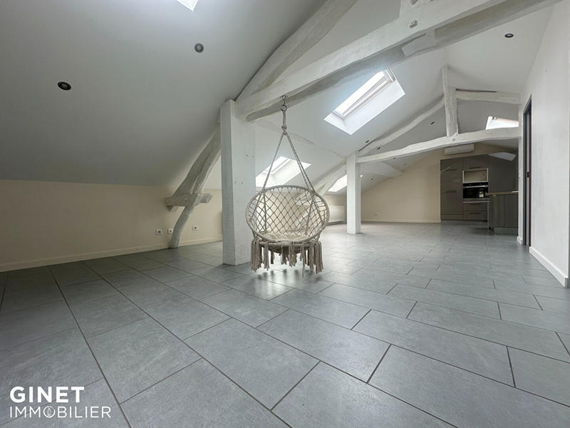 Appartement - 120 m² - 3 pièces