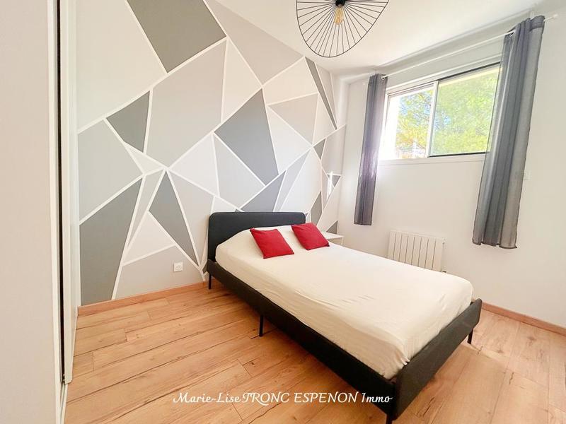 Appartement - 95 m² - 5 pièces