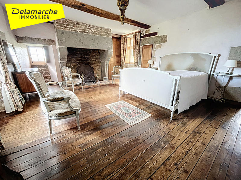 Maison - 340 m² - 10 pièces