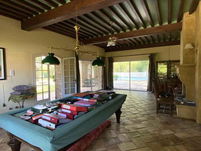 Maison - 400 m² - 10 pièces