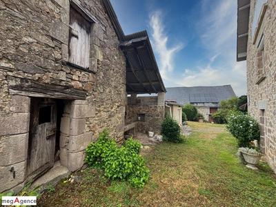 Corps de ferme - 194 m² - 7 pièces