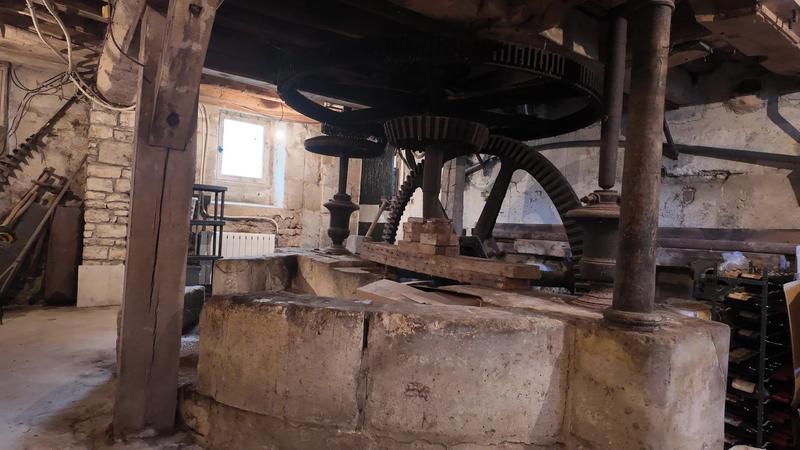 Maison - 545 m² - 13 pièces