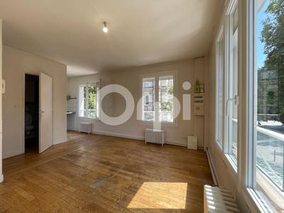 Immeuble - 343 m² - 18 pièces