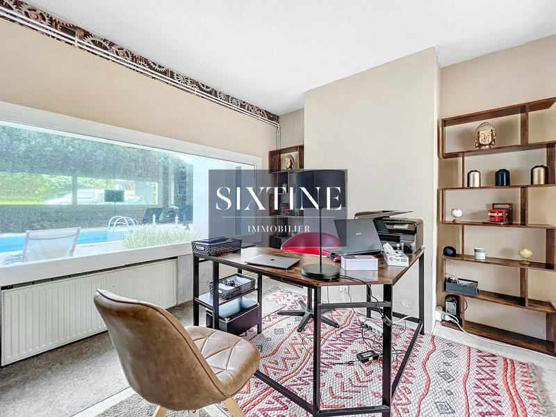 Maison - 197 m² - 9 pièces