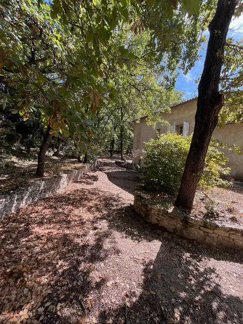 Maison - 206 m² - 5 pièces