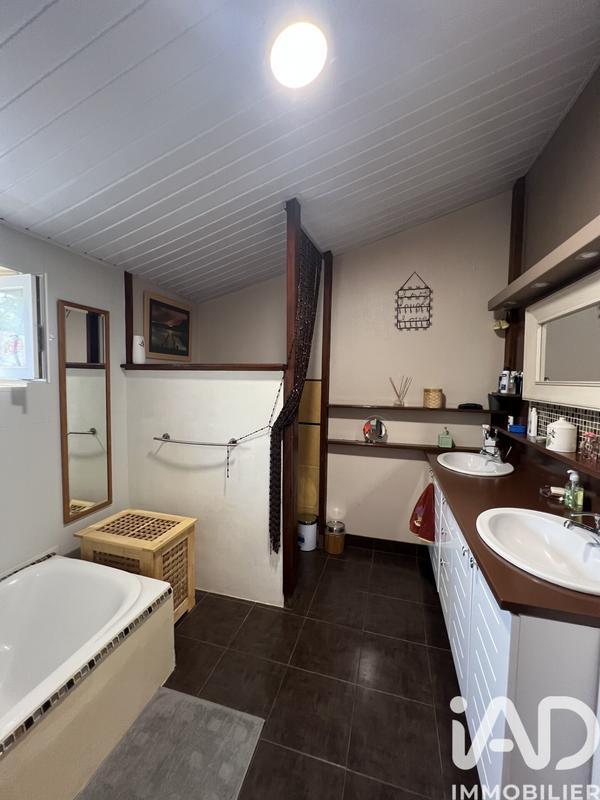 Maison - 142 m² - 5 pièces