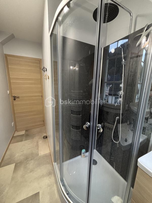 Maison - 121 m² - 5 pièces