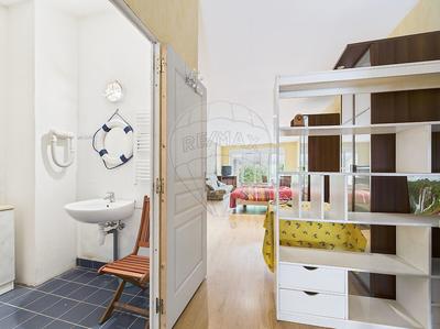 Maison - 295 m² - 6 pièces