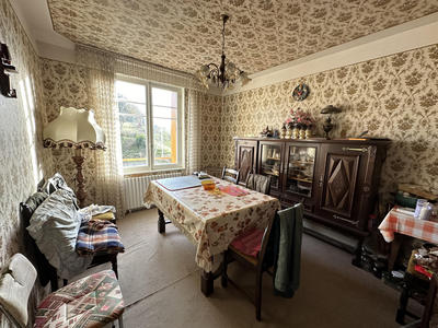 Maison - 89 m² - 6 pièces