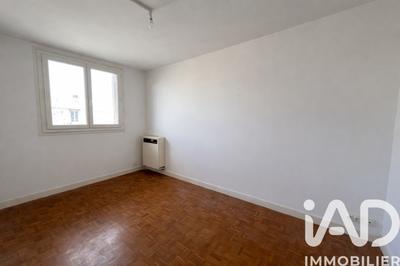 Appartement - 67 m² - 4 pièces