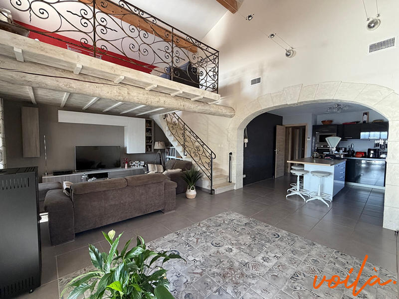 Maison - 182 m² - 5 pièces