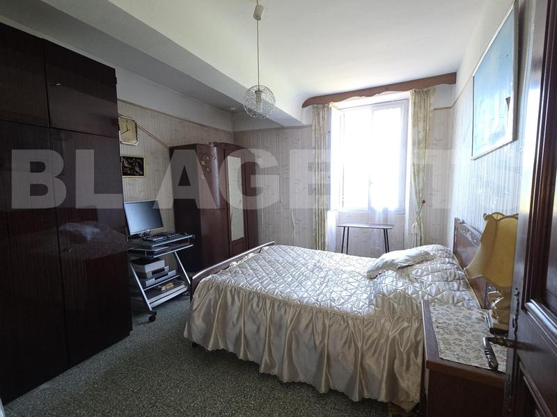 Propriété - 130 m² - 6 pièces