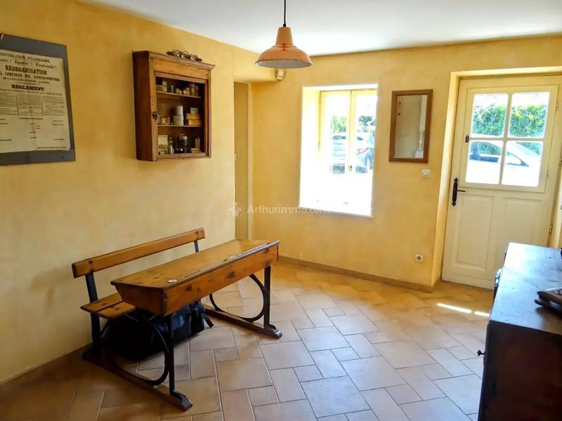 Maison - 180 m² - 5 pièces