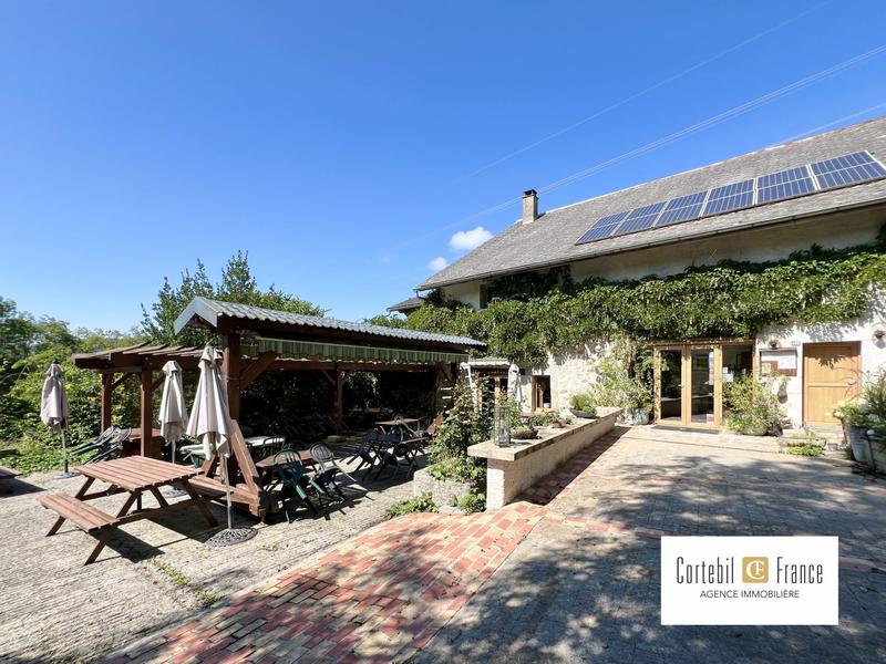 Ferme - 300 m² - 5 pièces