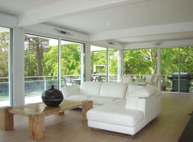 Maison - 228 m² - 6 pièces