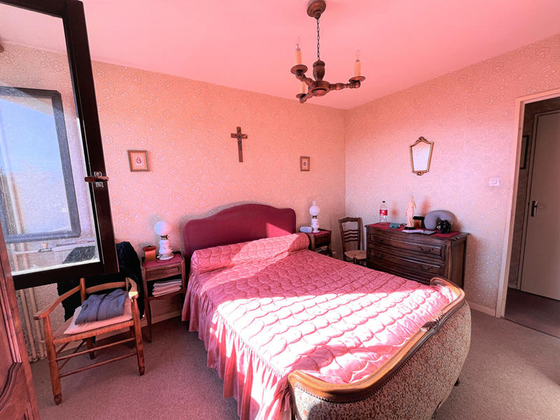 Appartement - 80 m² - 4 pièces