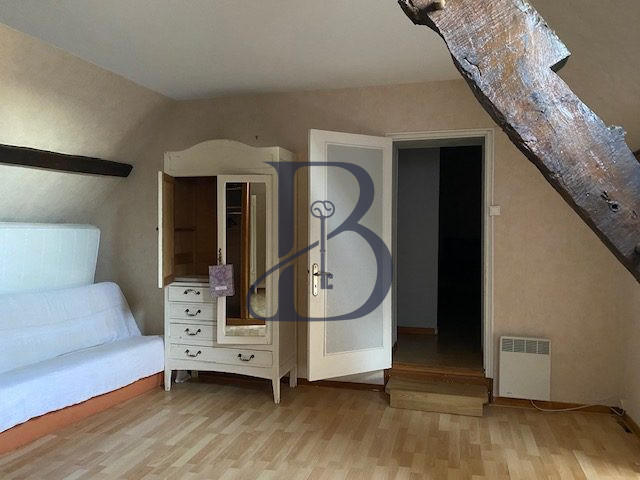 Maison - 101 m² - 5 pièces